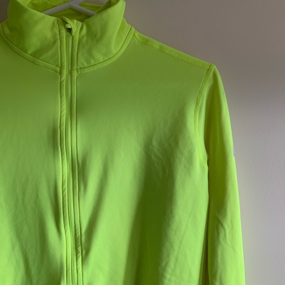 Nike Dry Fit bright neon yellow running top - Picture 2 of 8